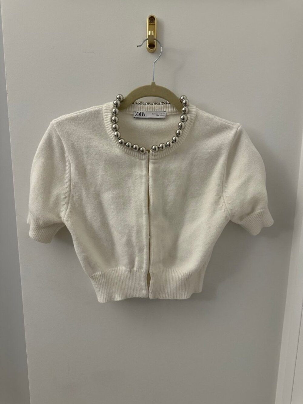 Zara White Beaded Neckline Cropped Cardigan M